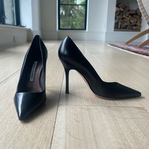 NWB Manolo Blahnik BB 105 Black Calf Leather Pump